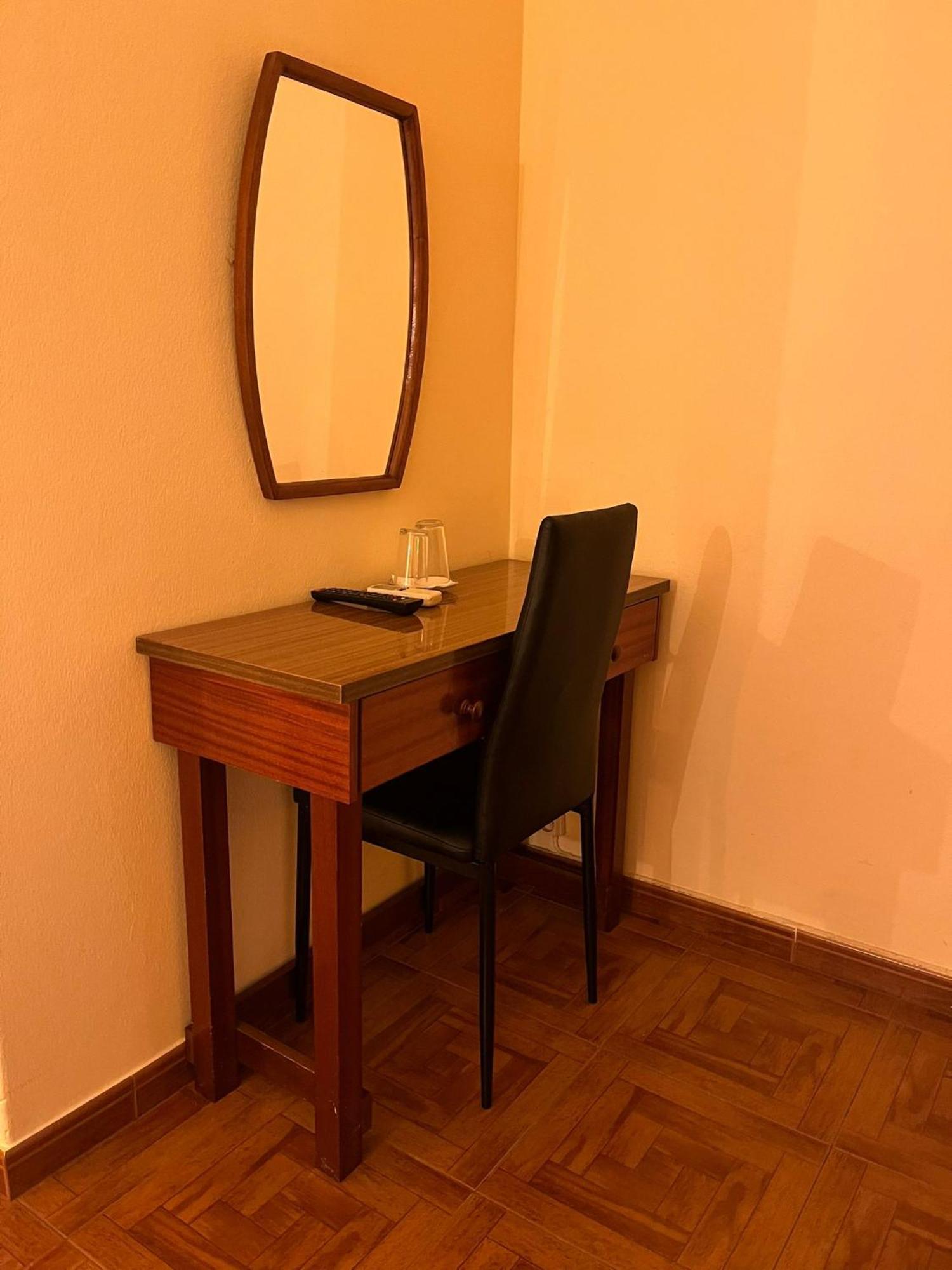Romeu Bed & Breakfast Quarteira Ngoại thất bức ảnh