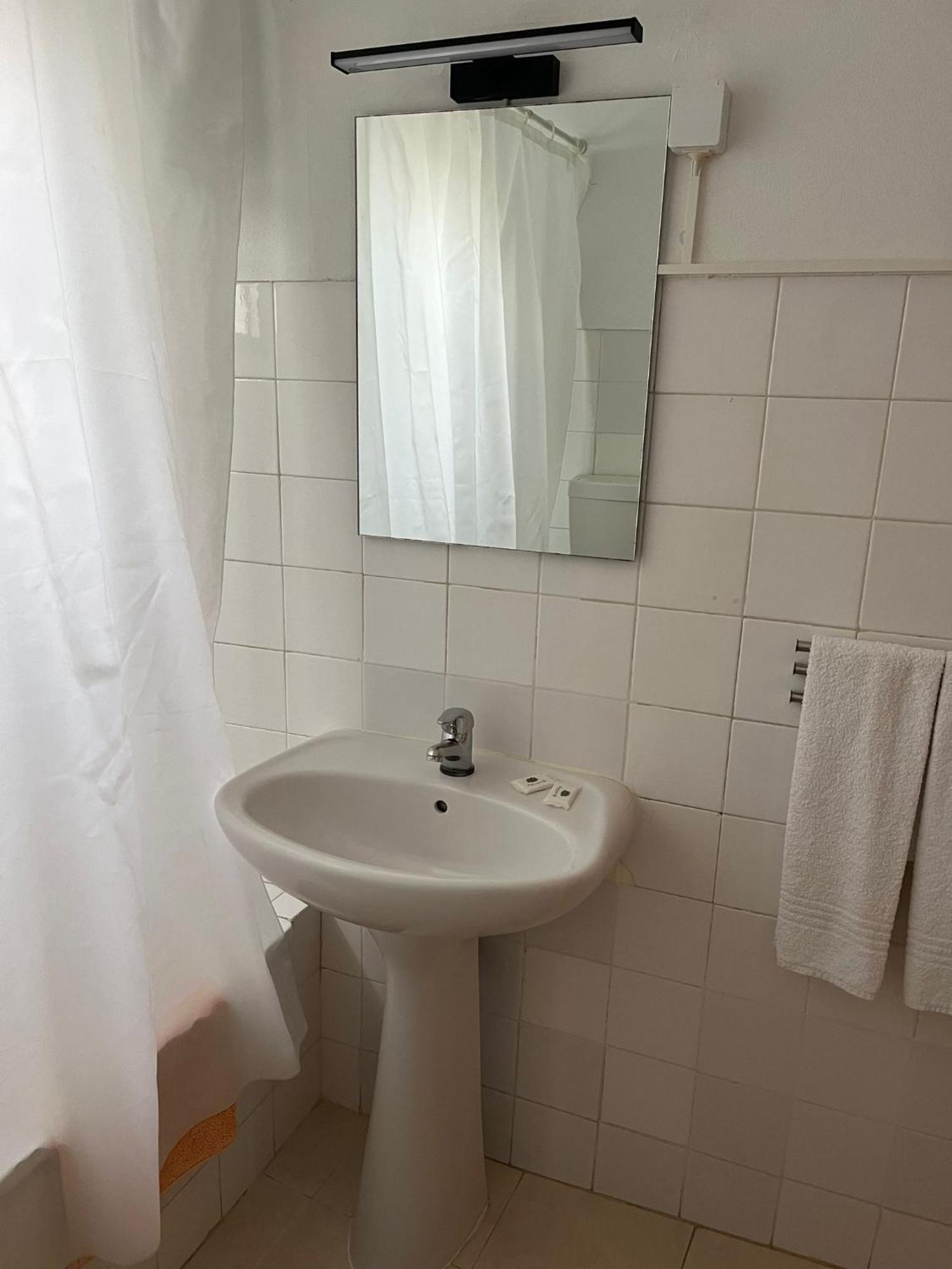 Romeu Bed & Breakfast Quarteira Ngoại thất bức ảnh