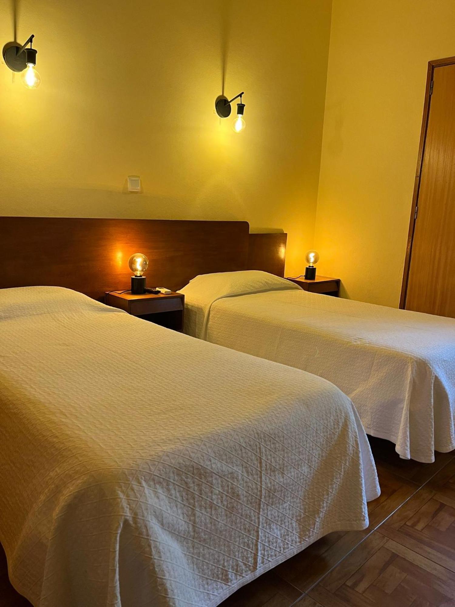 Romeu Bed & Breakfast Quarteira Ngoại thất bức ảnh